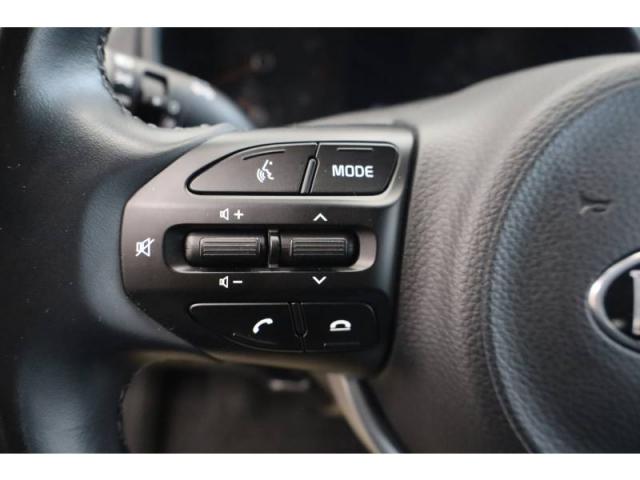 Kia Rio image 2