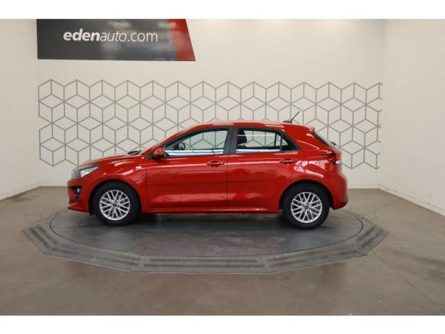 Kia Rio image 9