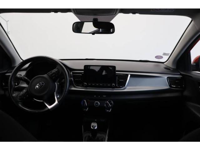 Kia Rio image 1