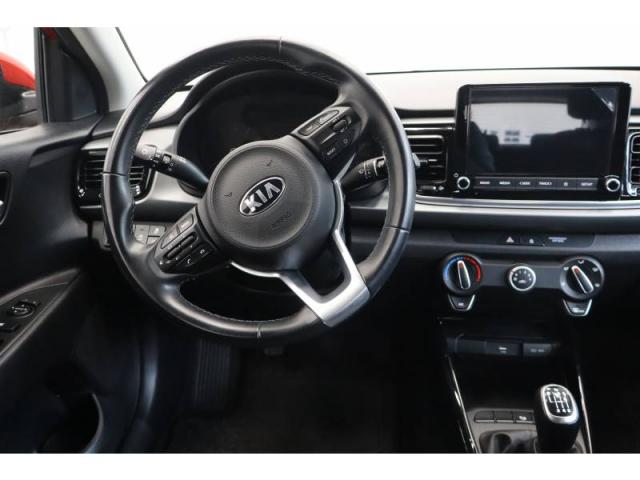 Kia Rio image 6