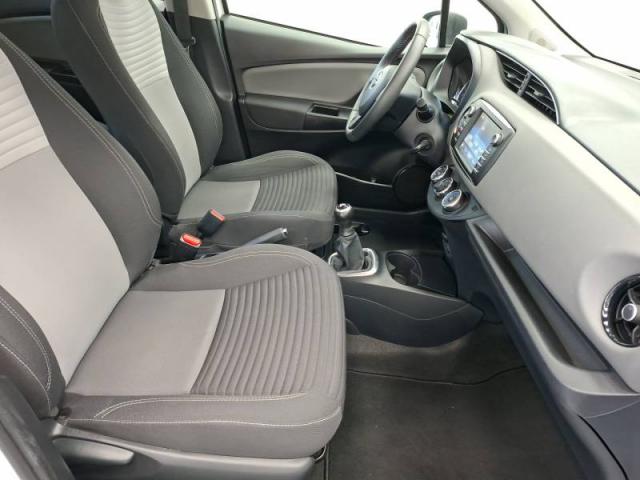 Toyota Yaris image 3