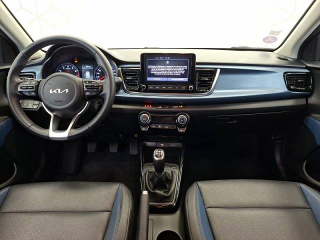 Kia Rio image 9