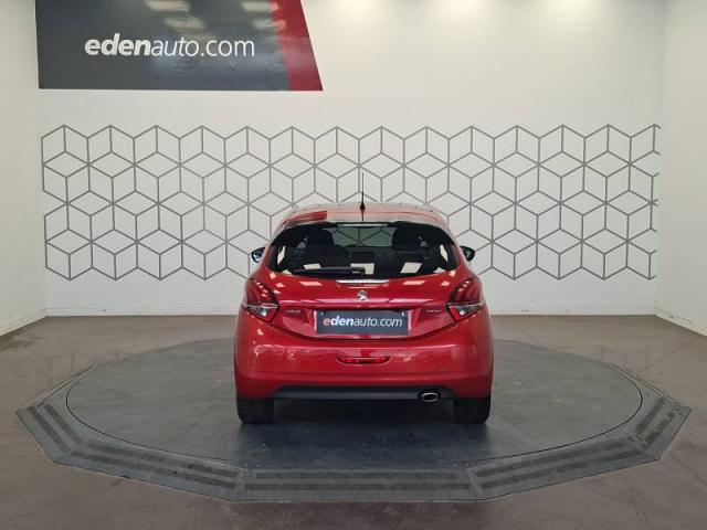 Peugeot 208 image 6
