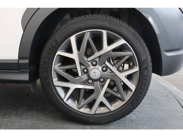 Hyundai Kona image 7