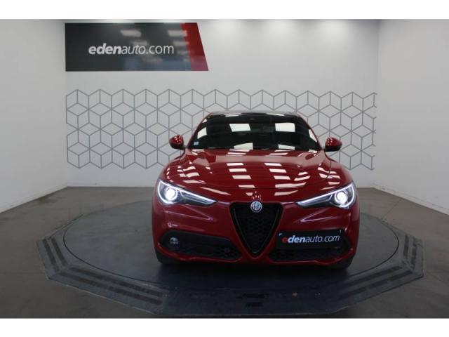 Alfa Romeo Stelvio image 2