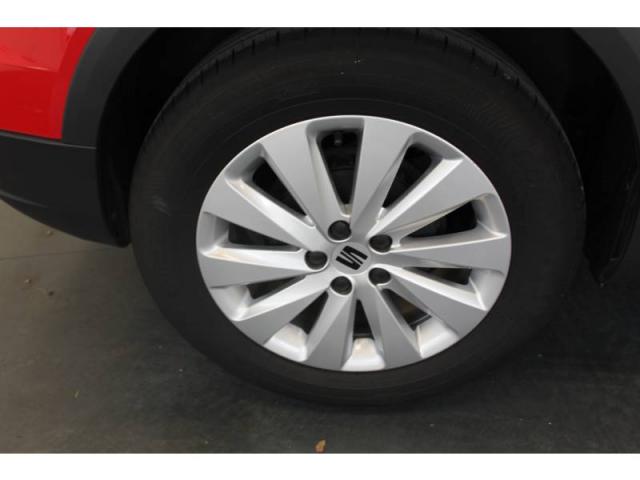 Seat Arona image 2