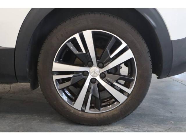 Peugeot 3008 image 4