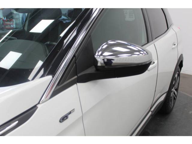 Peugeot 3008 image 2
