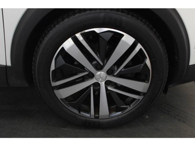 Peugeot 3008 image 6