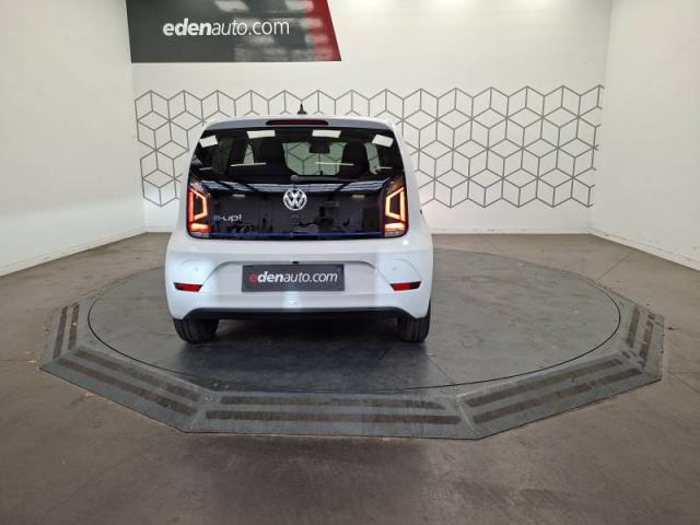 Volkswagen Up! image 4
