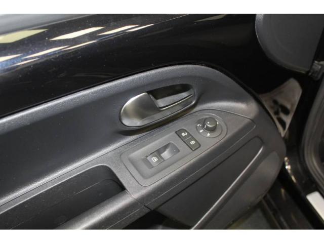 Volkswagen Up! image 9