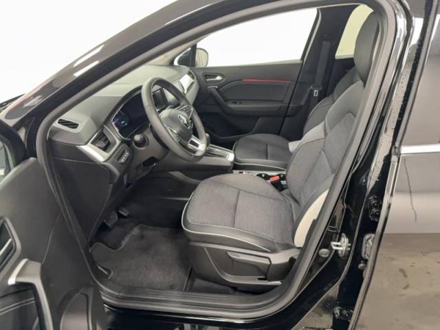 Renault Captur image 6