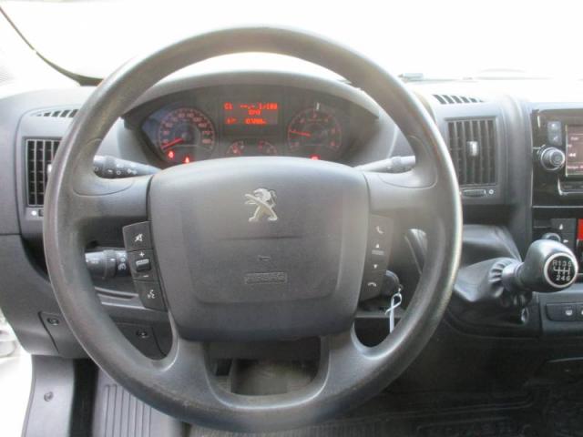 Peugeot Boxer image 6