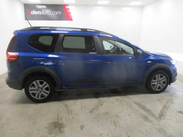 Dacia Jogger image 1