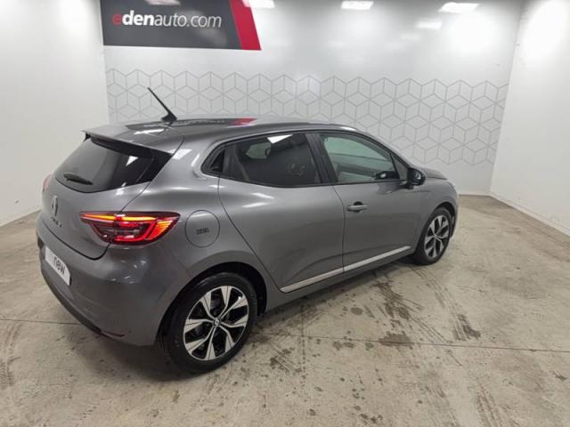 Renault Clio image 2