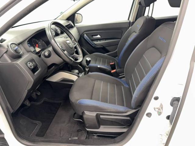 Dacia Duster image 2