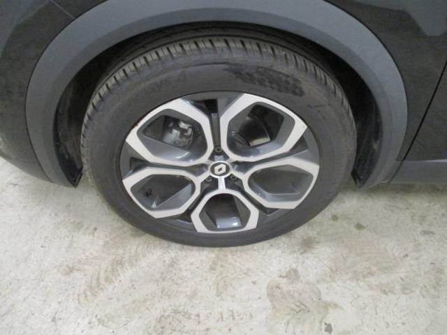 Renault Captur image 9