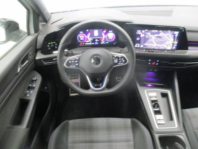 Volkswagen Golf image 7