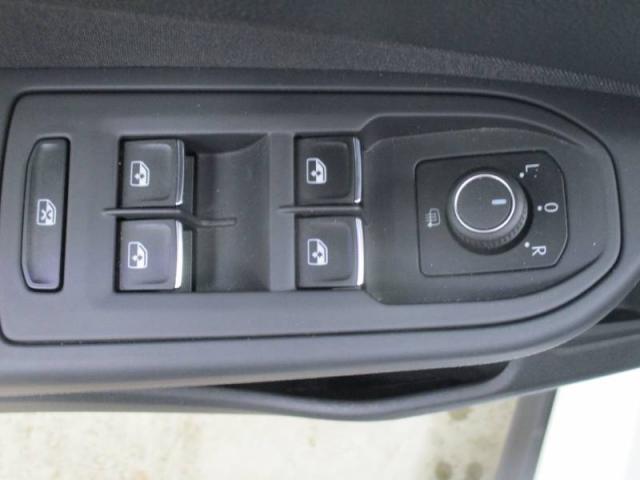 Volkswagen Golf image 2