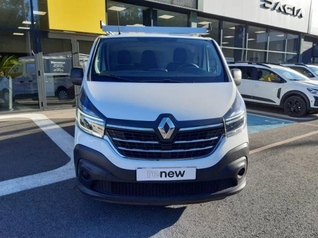 Renault Trafic image 2