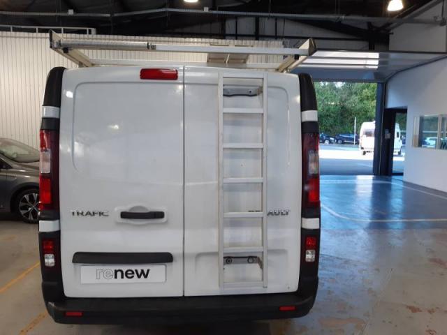 Renault Trafic image 8