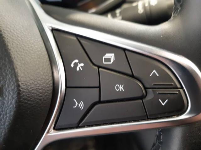 Renault Captur image 2