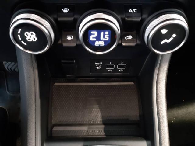 Renault Captur image 7