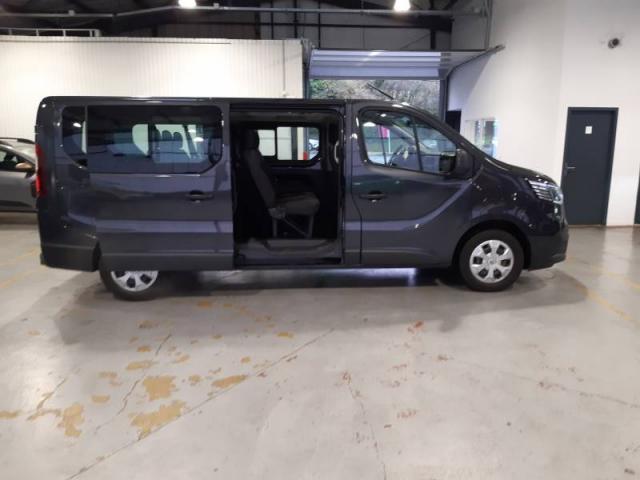 Renault Trafic image 2