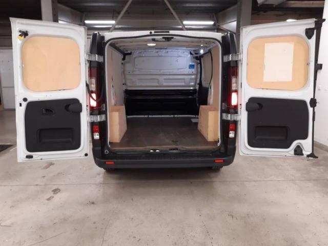 Renault Trafic image 7