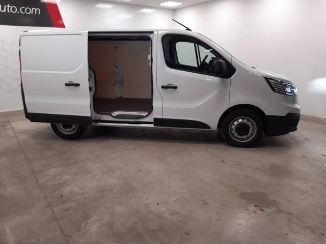 Renault Trafic image 5