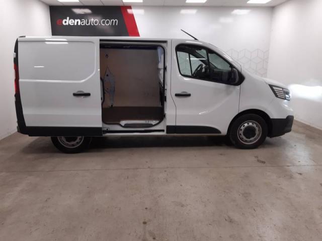 Renault Trafic image 3
