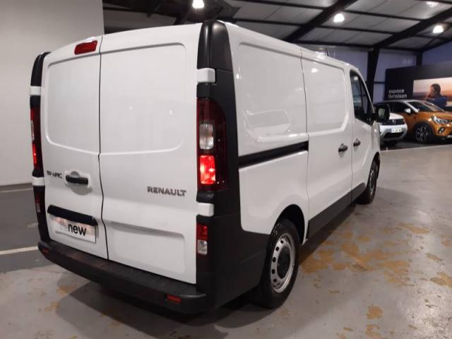 Renault Trafic image 2