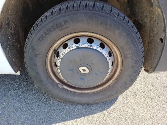 Renault Master image 2