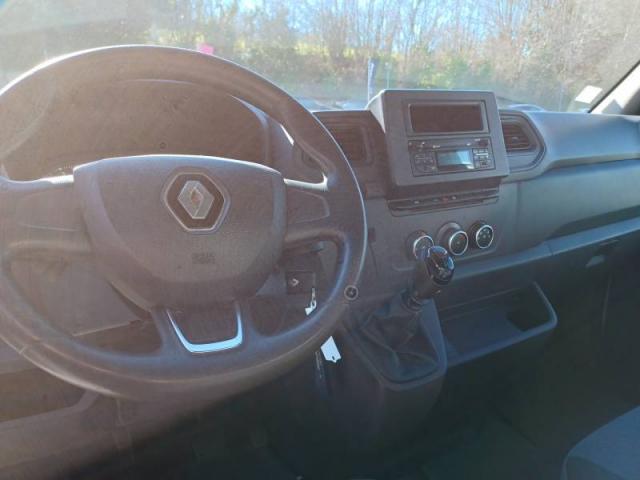 Renault Master image 8