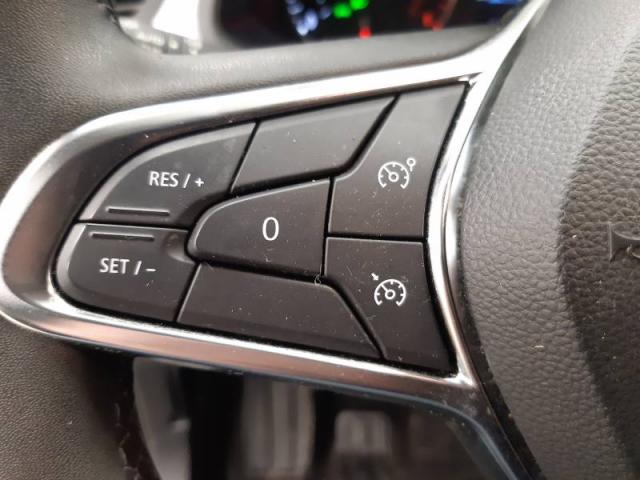 Renault Captur image 2