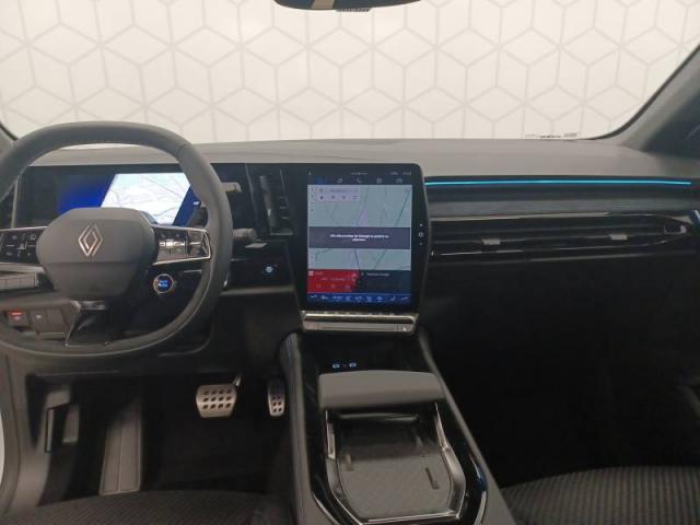 Renault Austral image 9