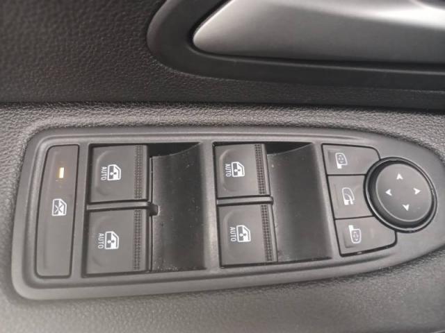 Dacia Duster image 8