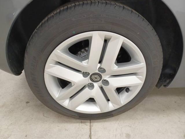 Renault Clio image 7