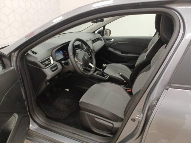 Renault Clio image 2