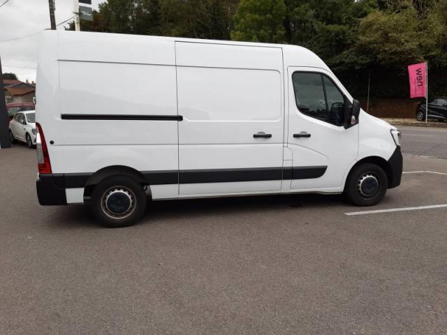 Renault Master image 1
