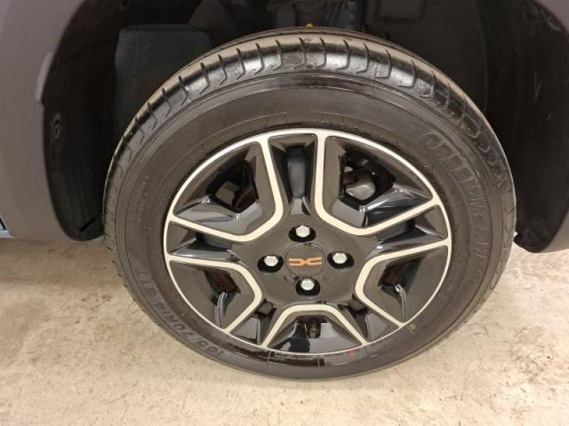 Dacia Spring image 6