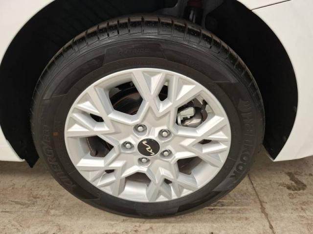 Kia Ceed image 7