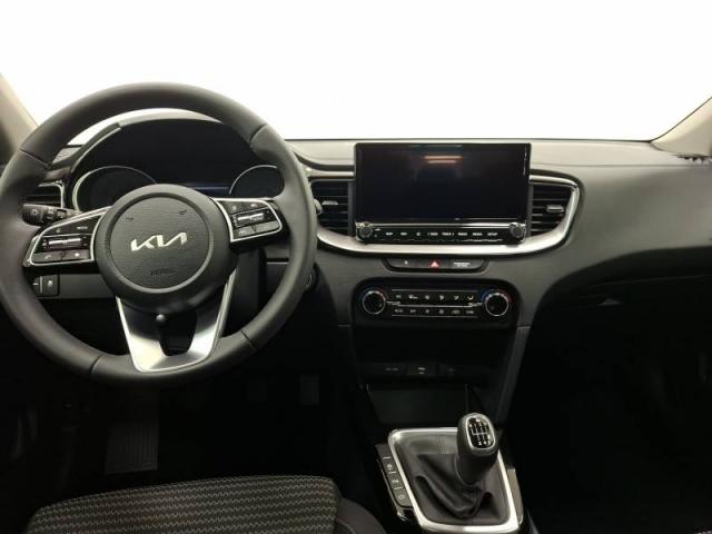 Kia Ceed image 6