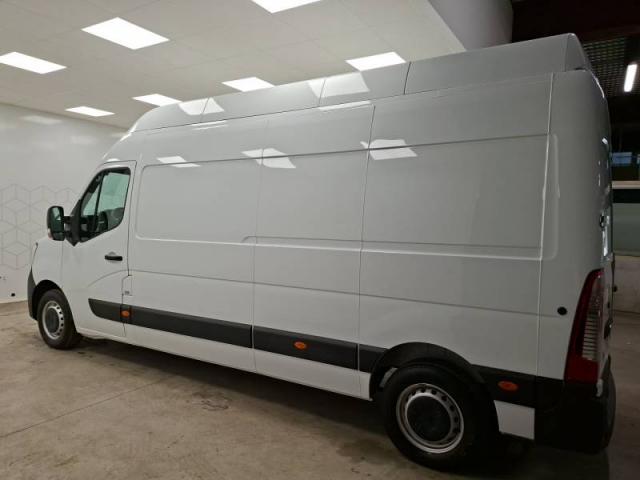 Renault Master image 8