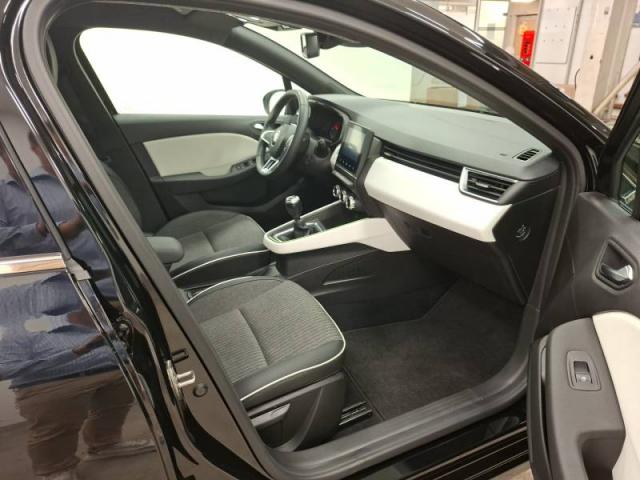 Renault Clio image 1