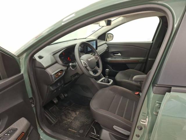 Dacia Sandero image 8