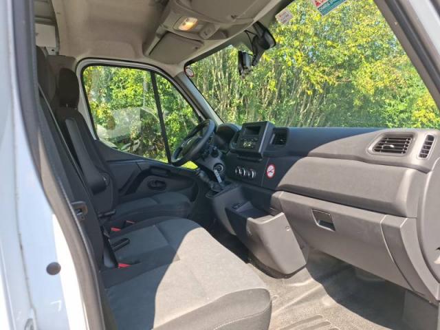 Renault Master image 4