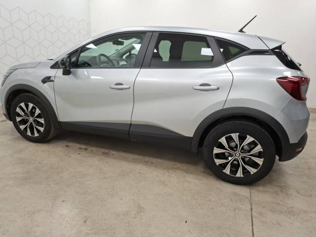 Renault Captur image 8