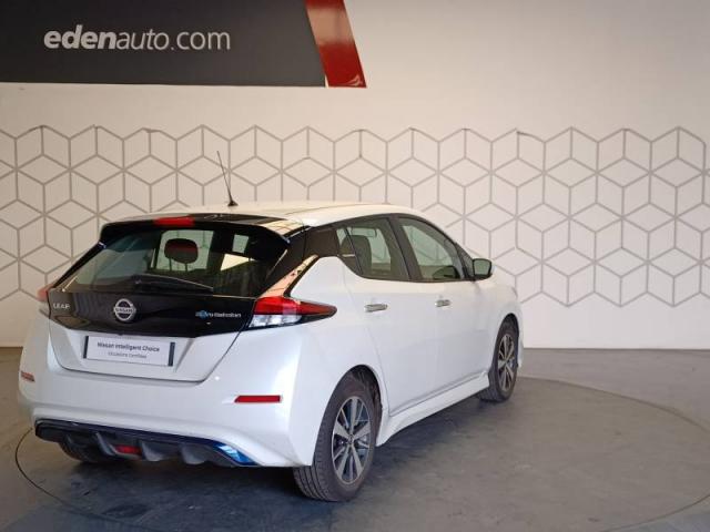 Nissan Leaf image 9