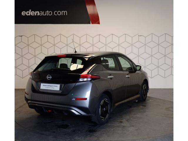 Nissan Leaf image 3
